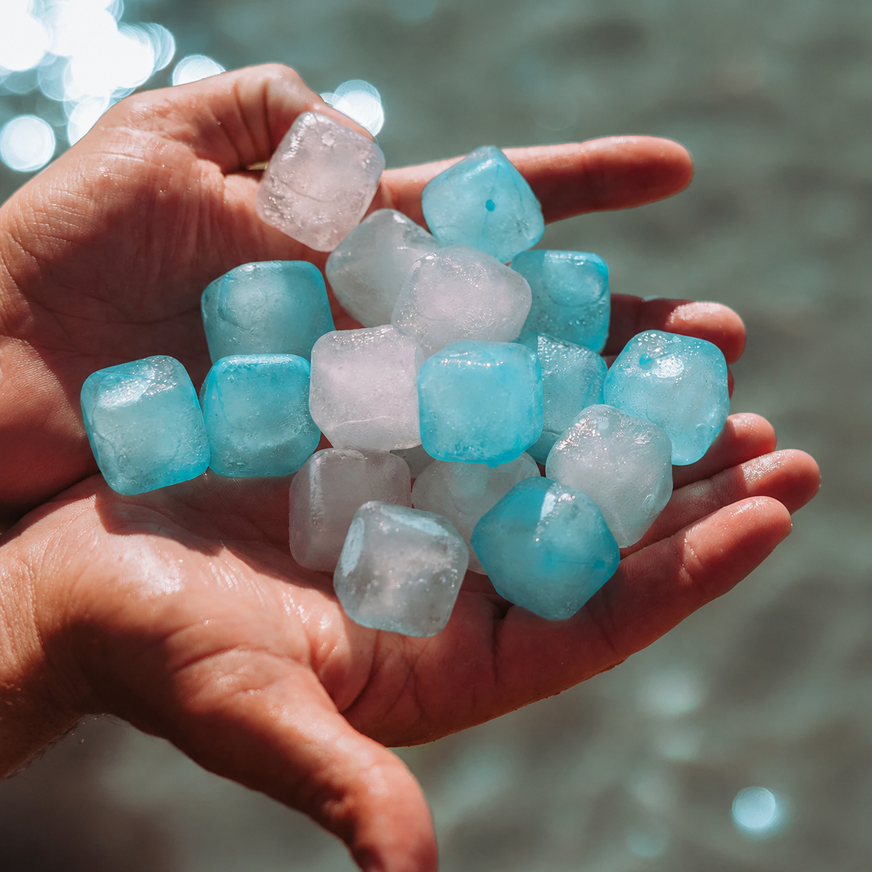 FLOECREST Blue Reusable Ice Cubes with Mesh Storage Bag – 12LB（360 PCS）